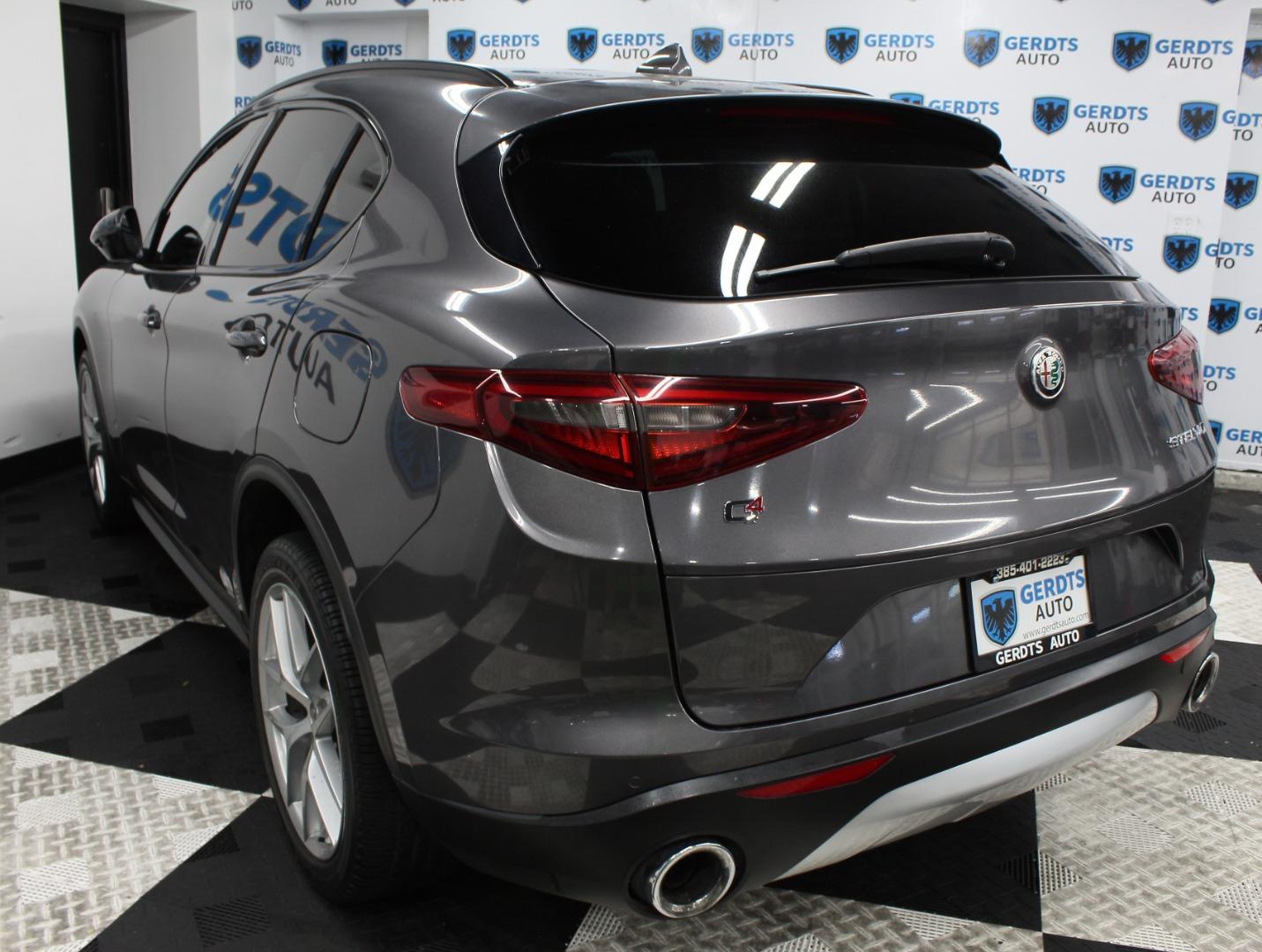 alfa romeo stelvio 2018 ZASFAKNN1J7B68933 image alfa romeo stelvio 2018 ZASFAKNN1J7B68933 image